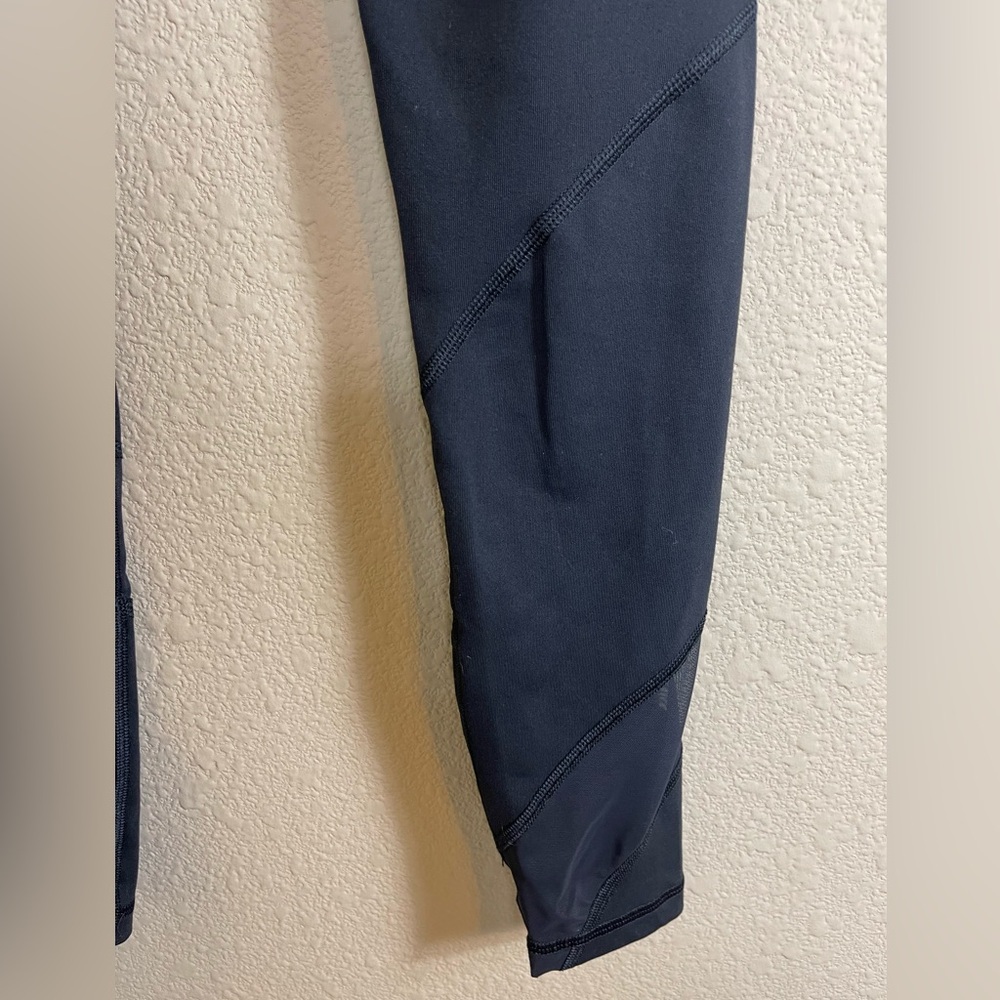 Victoria Sport leggings size XS - Picture 3 of 6